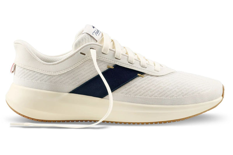 tracksmith-eliot-runner-navy-white_8