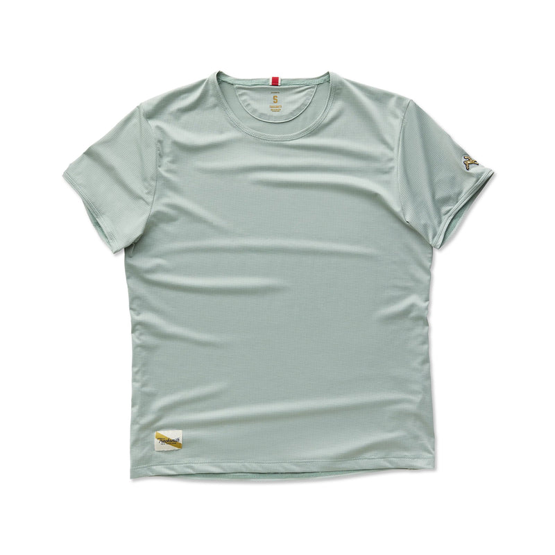 tracksmith-womens-twilight-tee-jadeite-spring-2026-collection_4