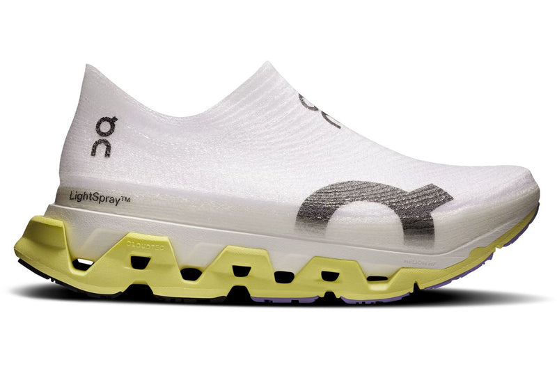 unisex-on-lightspray-cloudmonster-3-hyper-limelight-bloom_1