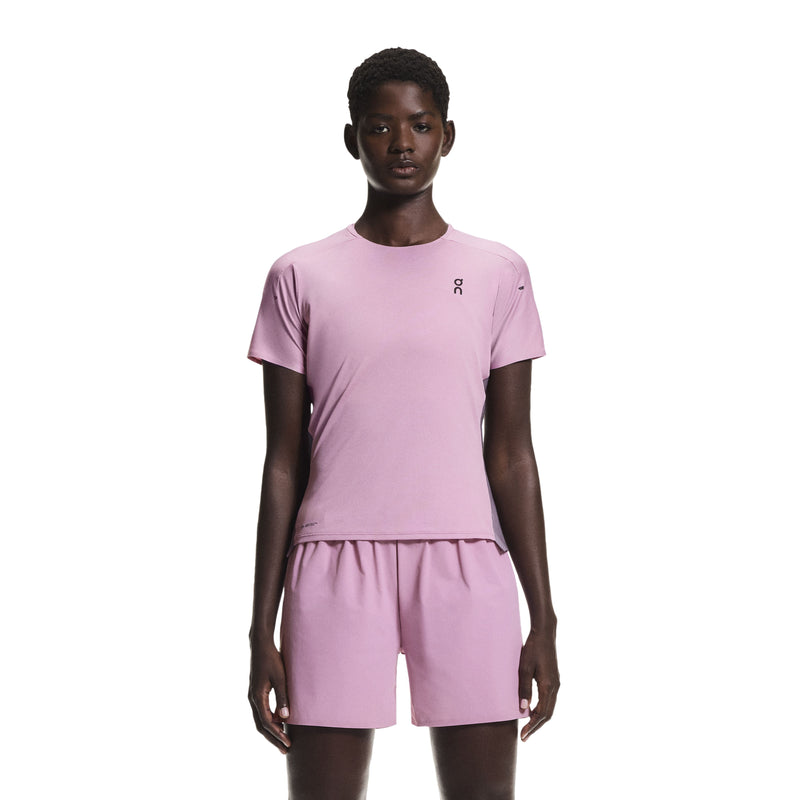 womens-on-running-performance-tee-sakura-dewberry_2